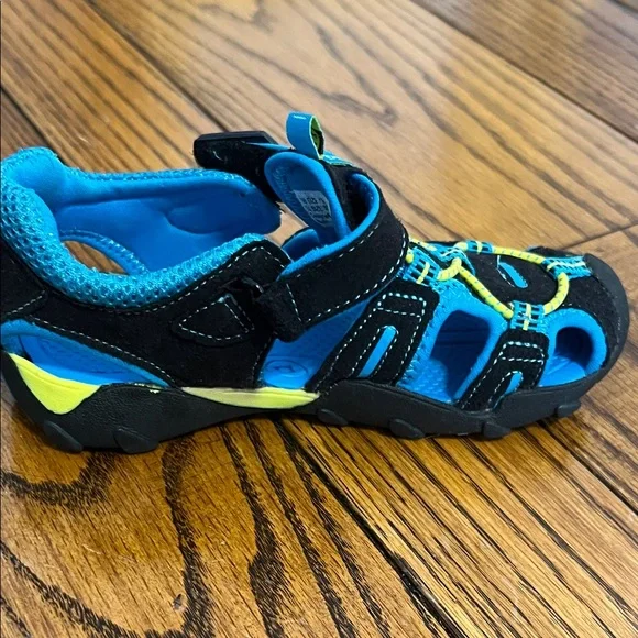 Pediped Kids Sandals in Black and Blue with Yellow Accents - Picture 5 of 16